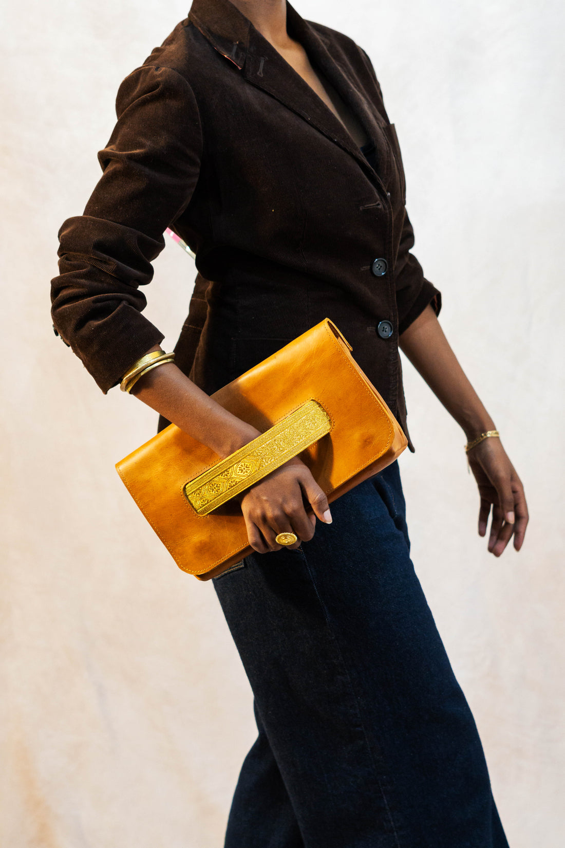 Adey City Clutch