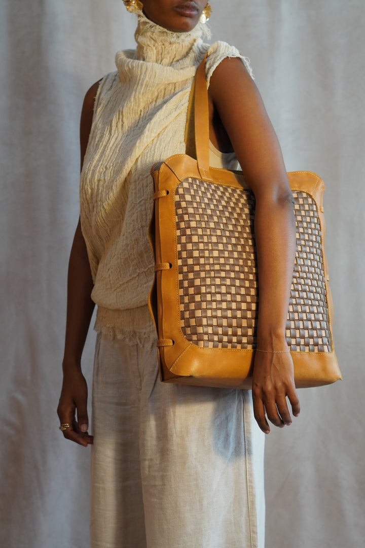 Sheger Tote