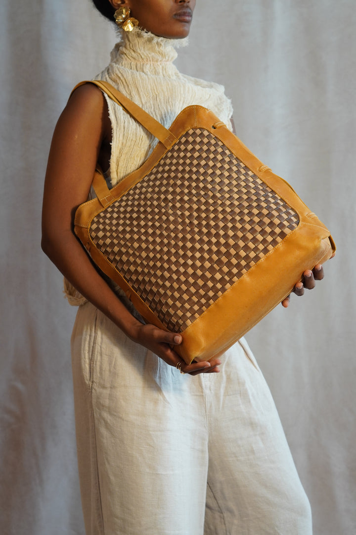 Sheger Tote