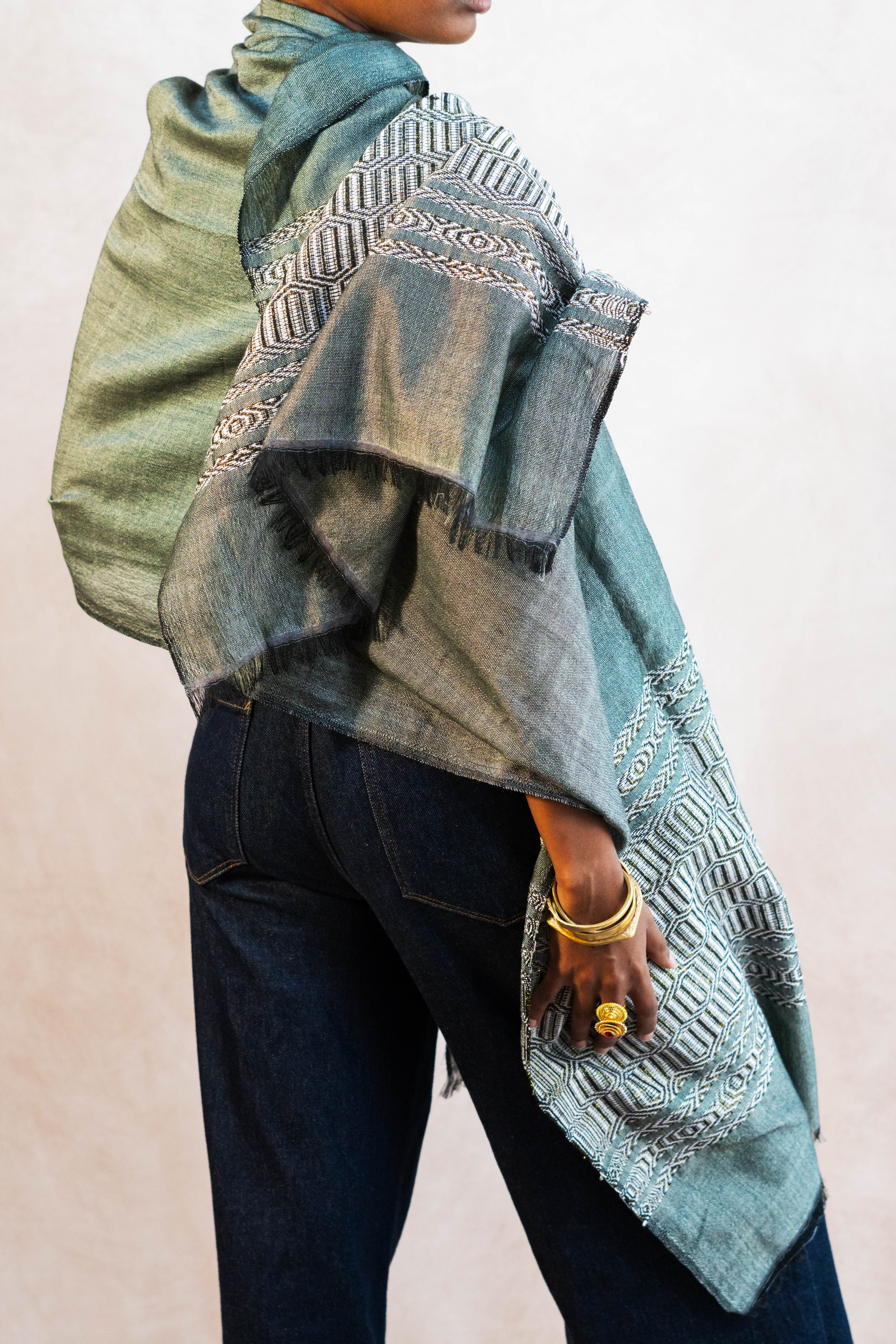 Bati Evening Shawl image 4