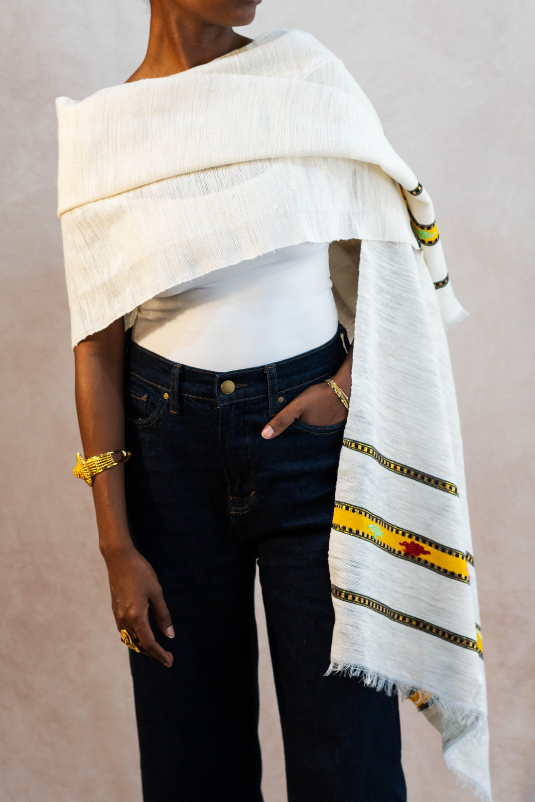 Raya Shawl image 4